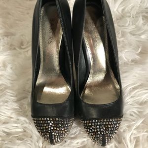 Black rhinestone pumps!